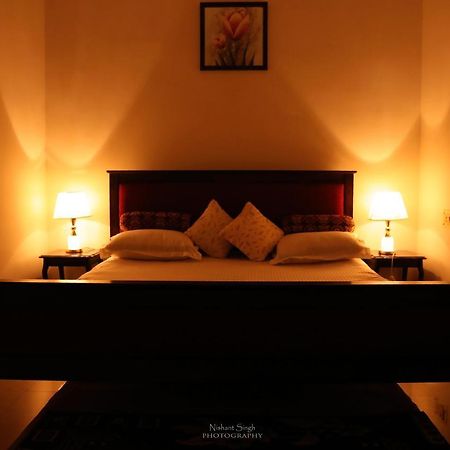 Tattva Luxurious Apartment Varanasi Bagian luar foto